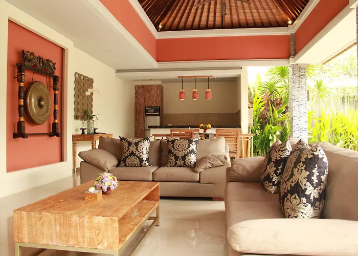 The Wolas Villa